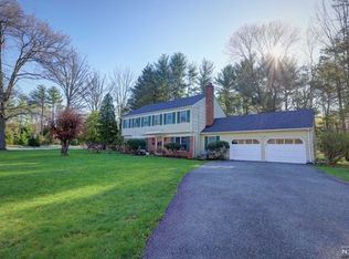 193 Forest Rd, Allendale, NJ 07401