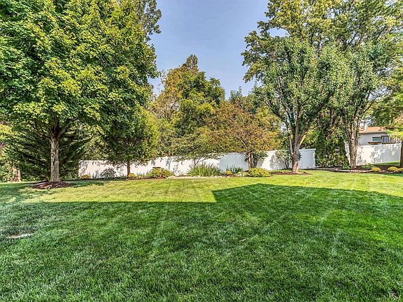 5th image of 6692 Winding Creek Way