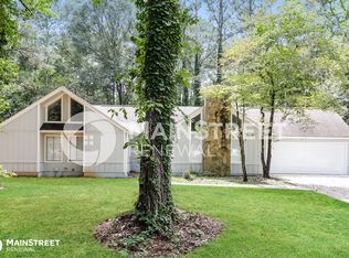 1031 Apple Orchard Dr SE, Conyers, GA 30013