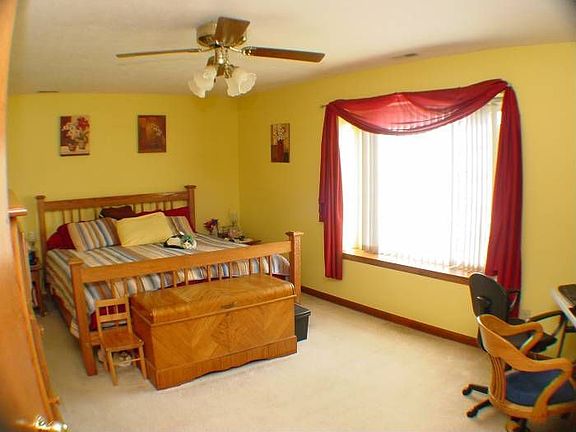 5th image of 12826 Patrick Ct