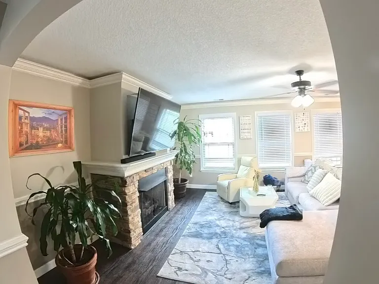 Rosalyn Dew Dr — Photo 3