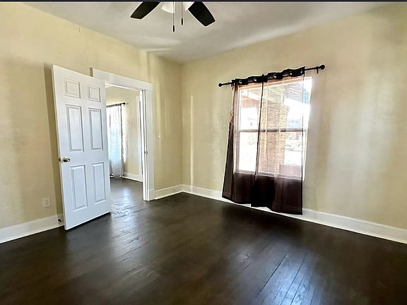 5th image of 3312 Montana Ave