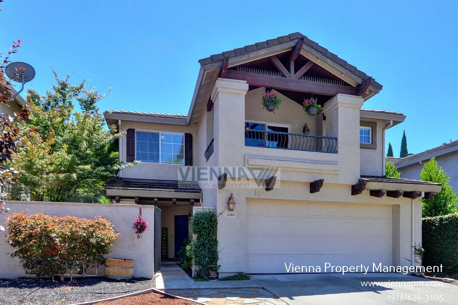 3 bed, 2.5 bath, 1645 sqft, $2,665 — Photo 1