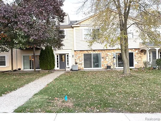 831 Bloomfield Village Blvd #B