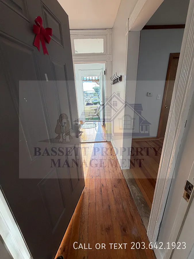 Best 4-Bedroom Value in West Haven — Photo 2
