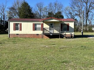 1409 Dean Rd, Chapel Hill, TN 37034