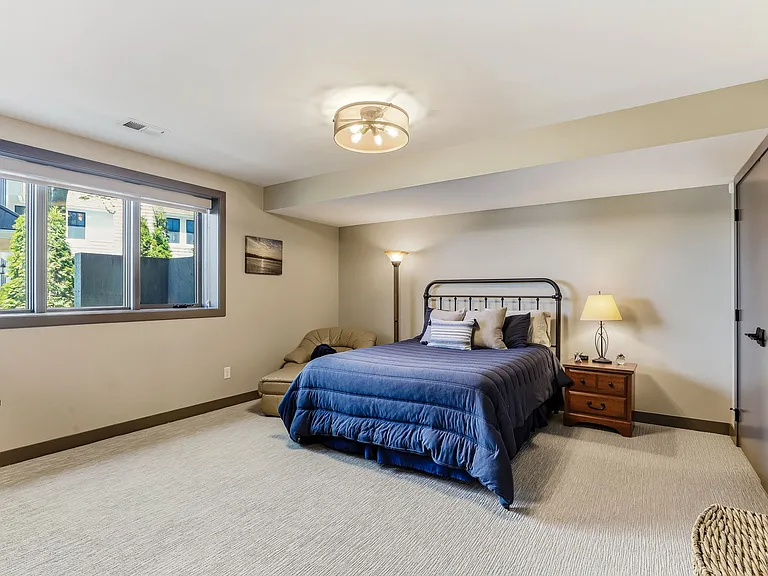 4913 Minneapolis Ave — Photo 59