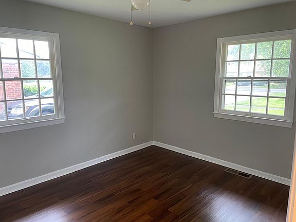5th image of 3832 Klondike Ln