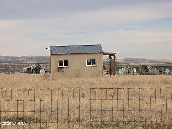 3rd image of Nka Postma Rd