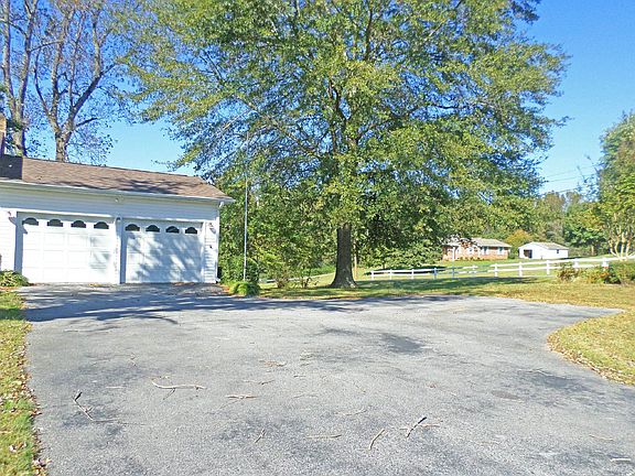 2 car garage