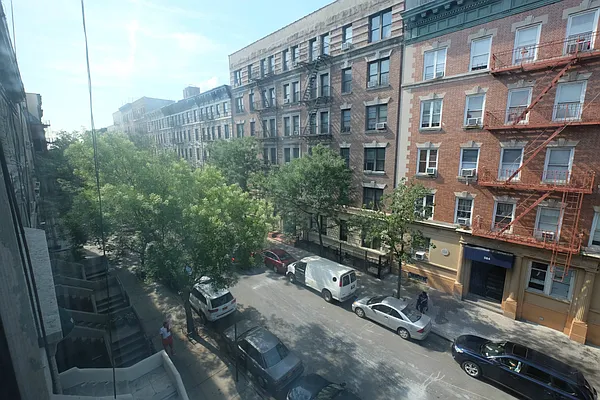 Rented by Keller Williams NYC | media 17