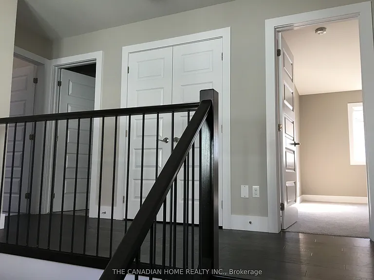 1753 Brayford Ave — Photo 12
