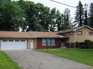 6068 Horizon Heights Dr, Kalamazoo, MI 49009