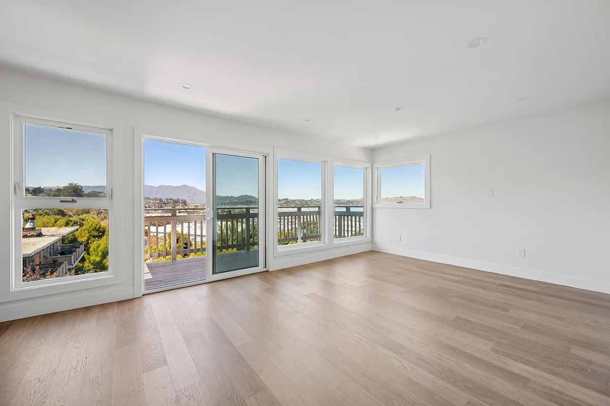 Building Photo - 144 Filbert Ave #D