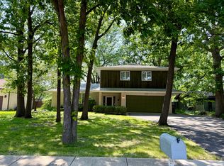 120 Iroquois Trl, Addison, IL 60191