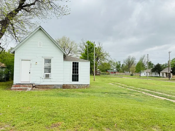 2017 W Washington Ave, Guthrie, OK 73044