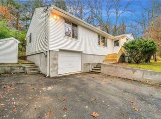 29 Barnard Rd, Patterson, NY 12563