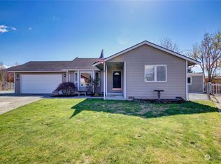 1025 S 28th St, Mount Vernon, WA 98274