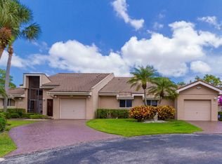 6902 Fountains Cir, Lake Worth, FL 33467