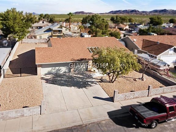 4th image of 1240 Burgundy Dr