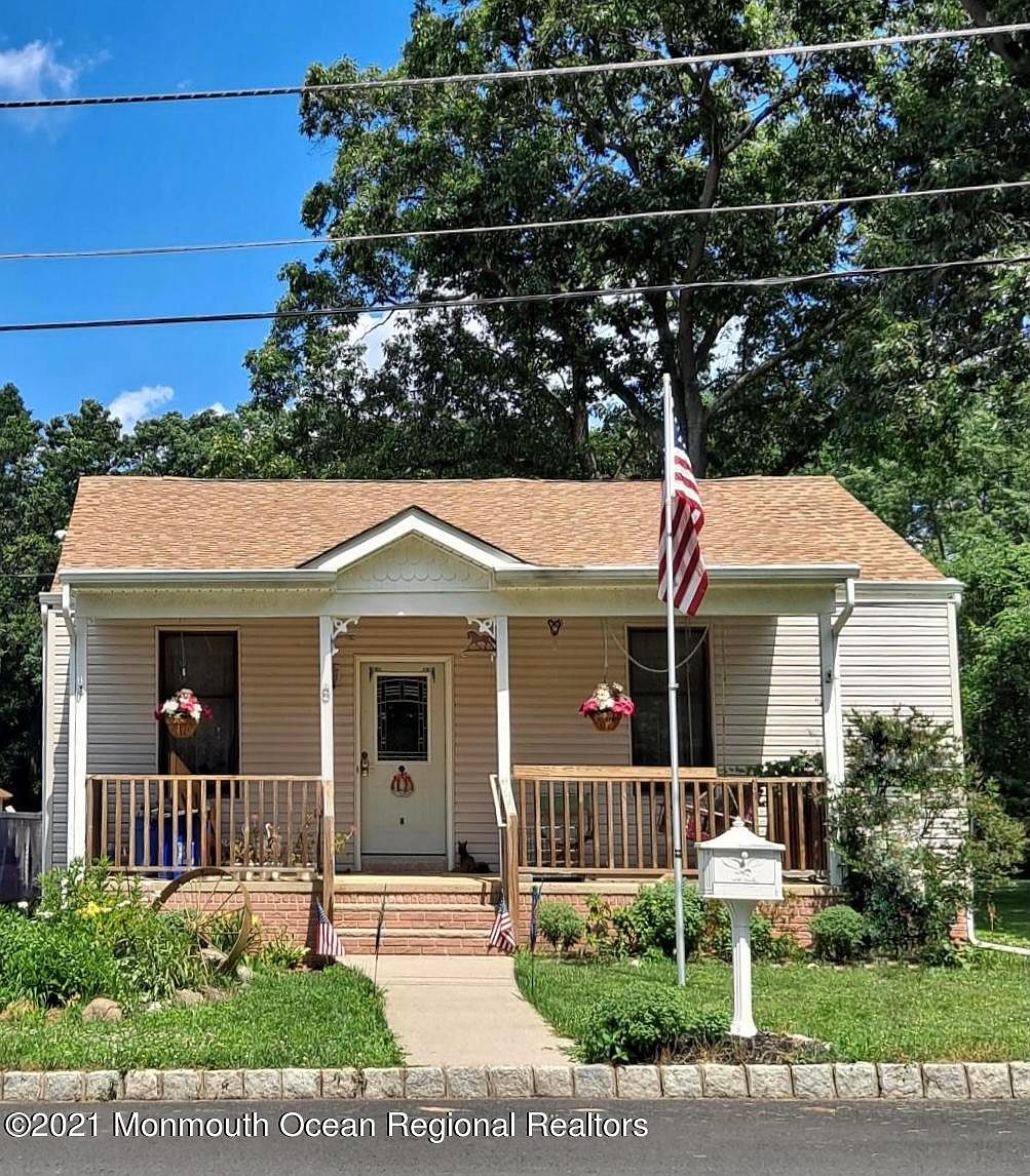 8 Walnut Street, Monroe Township, NJ 08831 Zillow