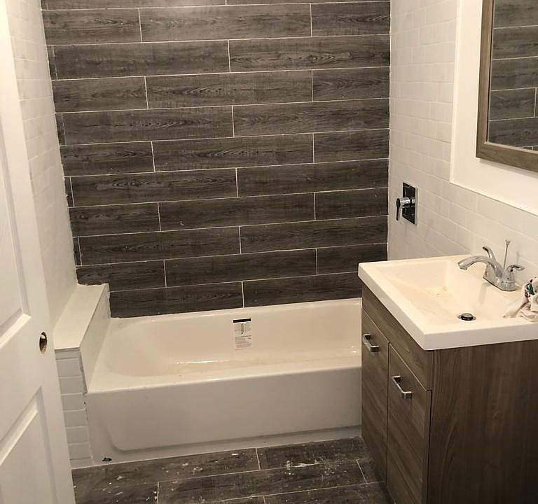 2nd image of 1013 E 156th St