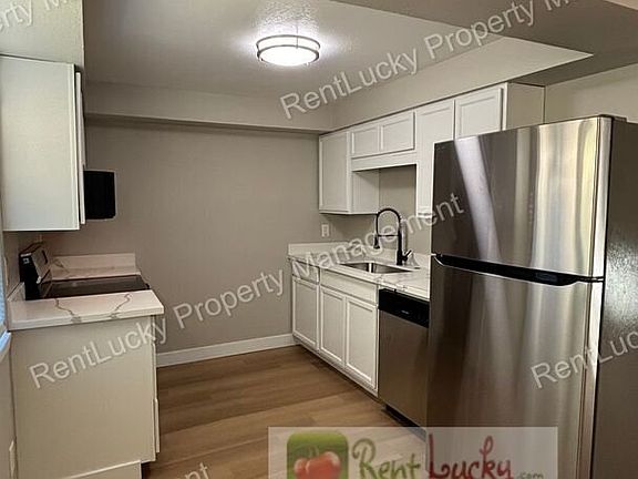 3rd image of 218 3rd Ave SW APT 3