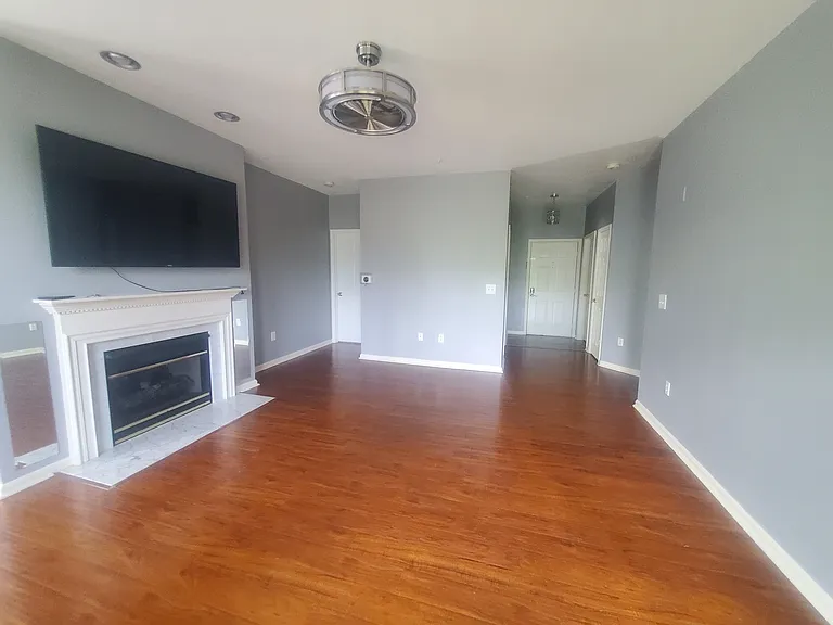 3515 Piney Woods Pl #D202 — Photo 13