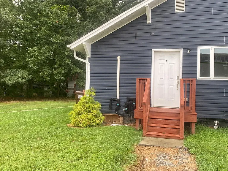 703 Shady Ln #A — Photo 10