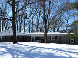 50 Pembroke Dr, Poughkeepsie, NY 12603