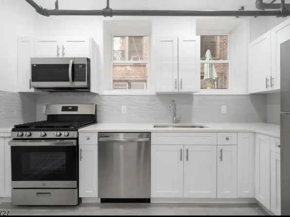 340 Fairmount Ave #C3, Jersey City, NJ 07306