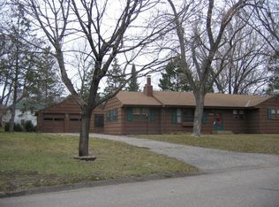 4932 Mayview Rd, Minnetonka, MN 55345