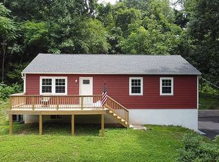 664 Luchase Rd, Linden, VA 22642