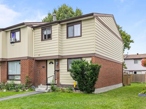 11 A E Foxhill Way, Ottawa, ON K2J 1P3
