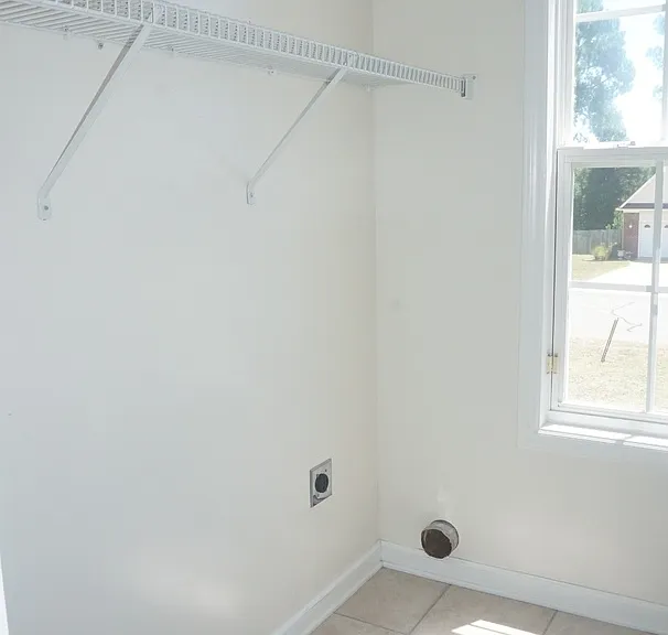 87 Arlington Dr — Photo 13