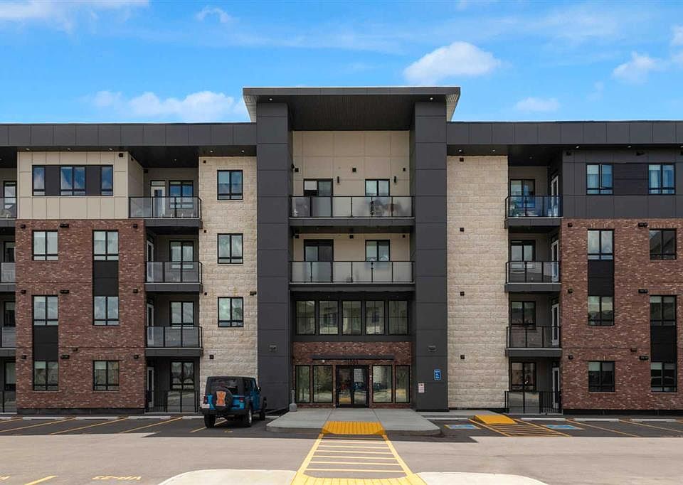 1st image of 520 NW Reynolds Ave SW #1205
