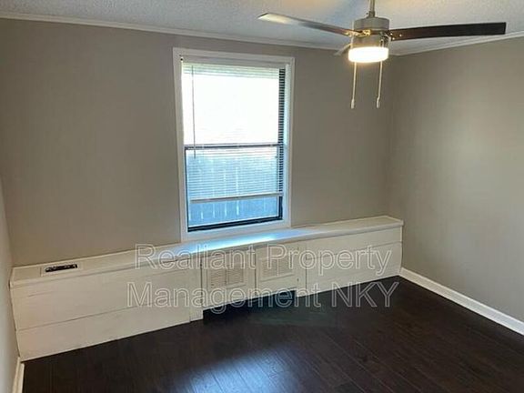 4th image of 507 Amhurst Dr