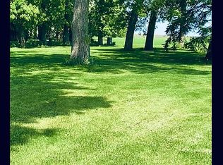 54674 190th St, Wells, MN 56097