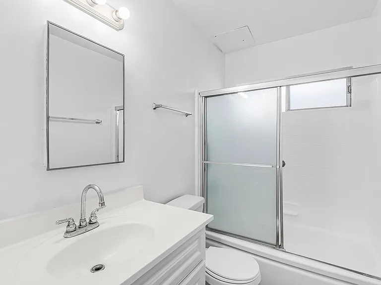 7100 Fulton Ave — Photo 14