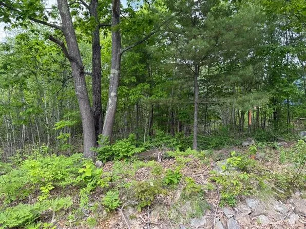 44 Whitefield Road, Pittston, ME 04345