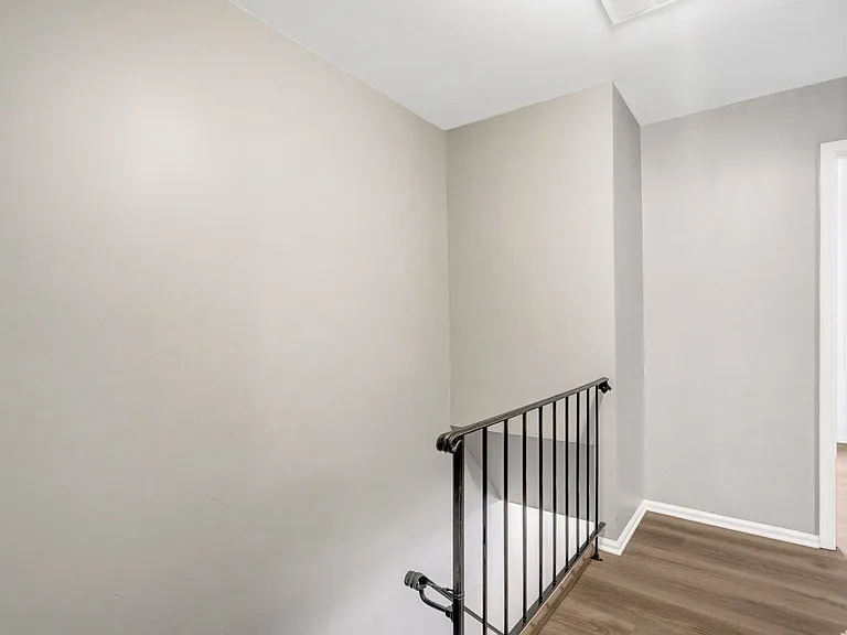 1848 Heather Glen Ct — Photo 31