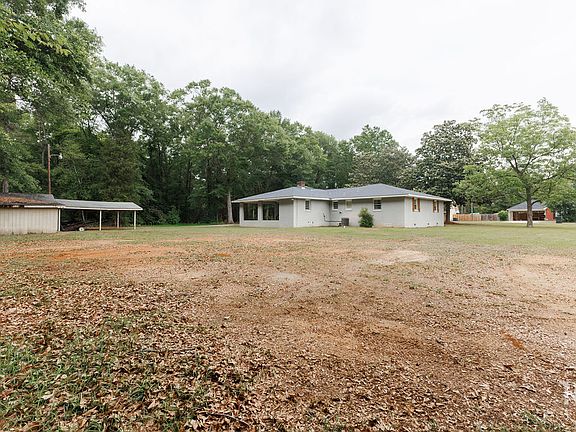 5th image of 1904 Harbuck Dr