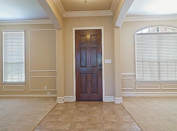 3rd image of 2731 Bridgemarker Dr