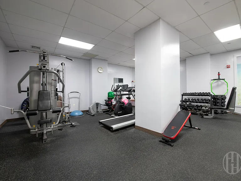 352 Cathedral Pkwy #12C — Photo 11