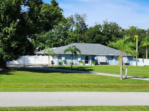 2706 Hermitage Blvd, Venice, FL 34292