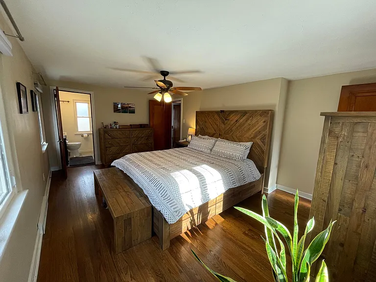 1070 Old Gate Rd — Photo 16