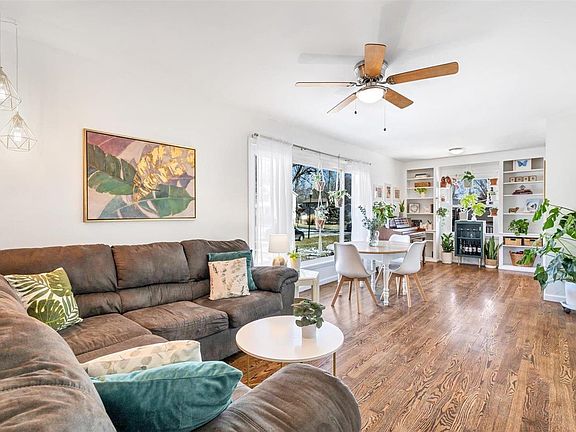 3rd image of 11604 Hedda Ave