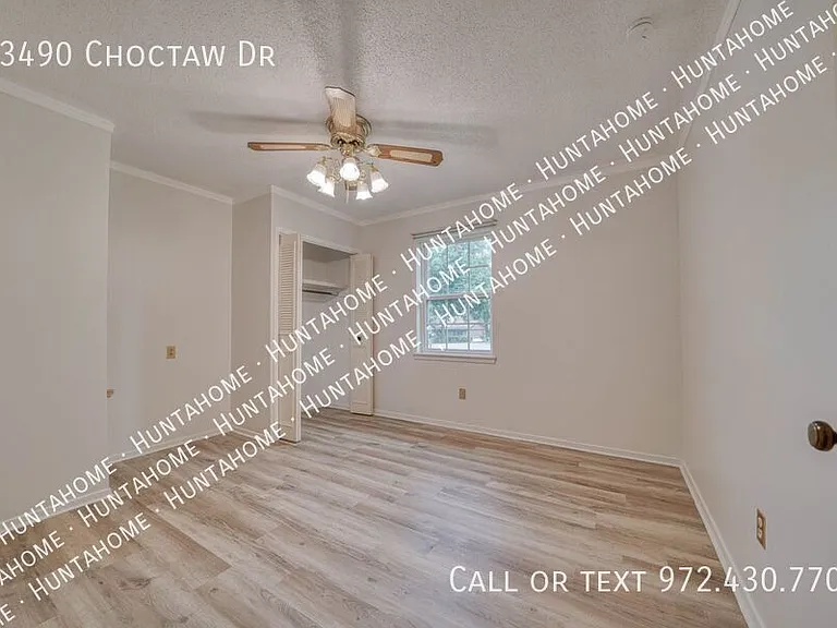 13490 Choctaw Dr — Photo 16