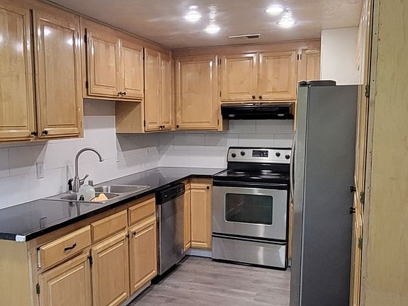 2nd image of 5804 Peppermill Ct APT 4