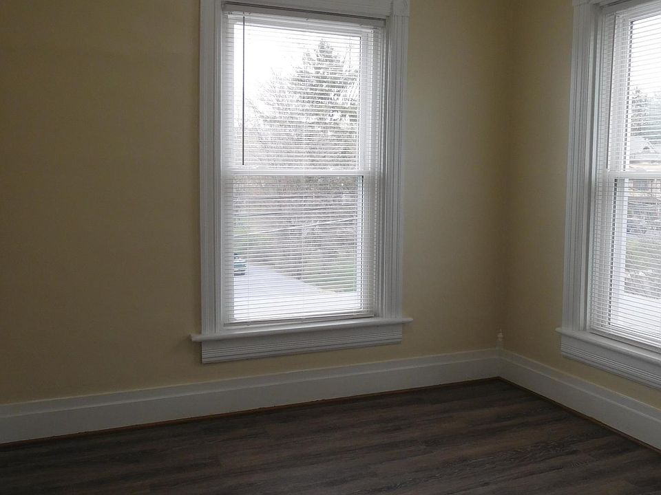 1st image of 613 S Potomac St #2